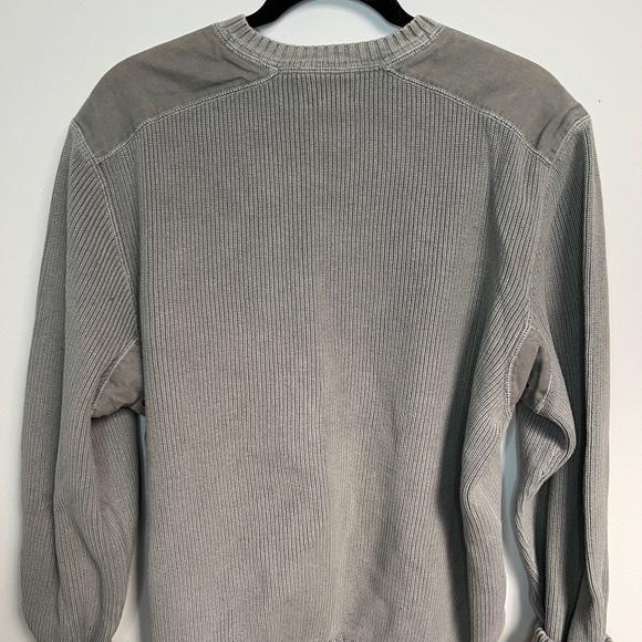 Eddie Bauer Men's Light Gray V-Neck Sweater - Picture 2 of 6